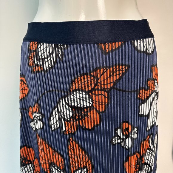 Peak Performance Nimatha Midi Skirt Medium Pleated Floral Lightweight Lined - Picture 6 of 11